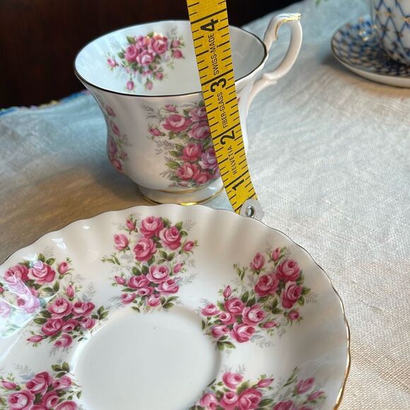 Royal Albert Springtime Series Rose bone China teacup & saucer. - Picture 8 of 8